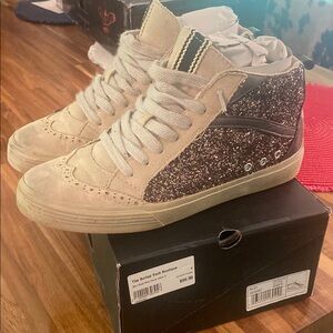 Shu Shop- Riley Pewter Glitter